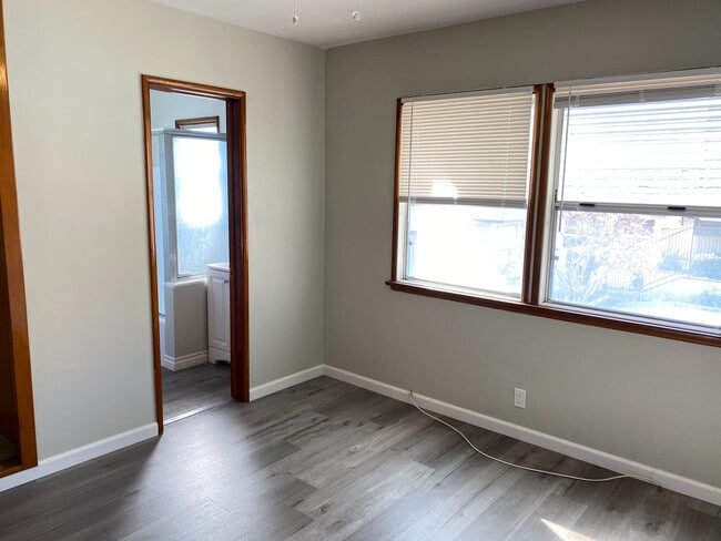 Photo - 2nd St., 829-831 Unidad 831 #B