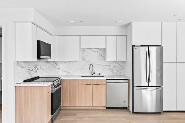1259 Lincoln Ave Unit 103