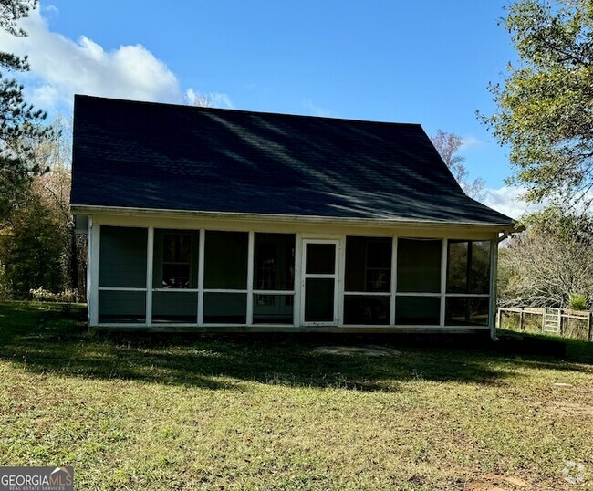 Building Photo - 2885 Old Zion Cemetery Rd Rental