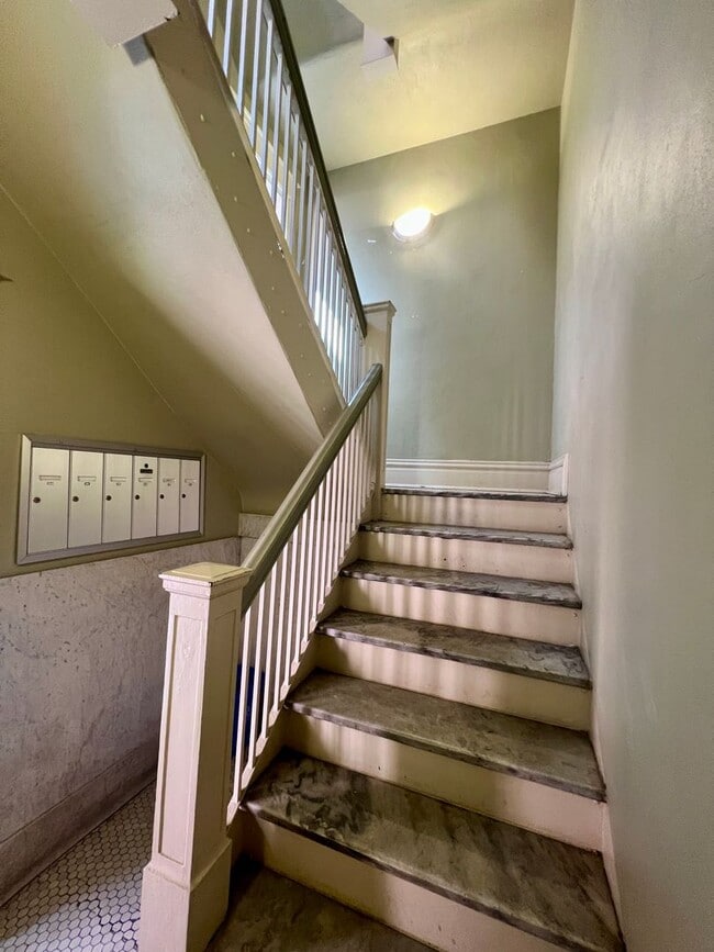 Photo - 5653 Waterman Blvd Unit 3N