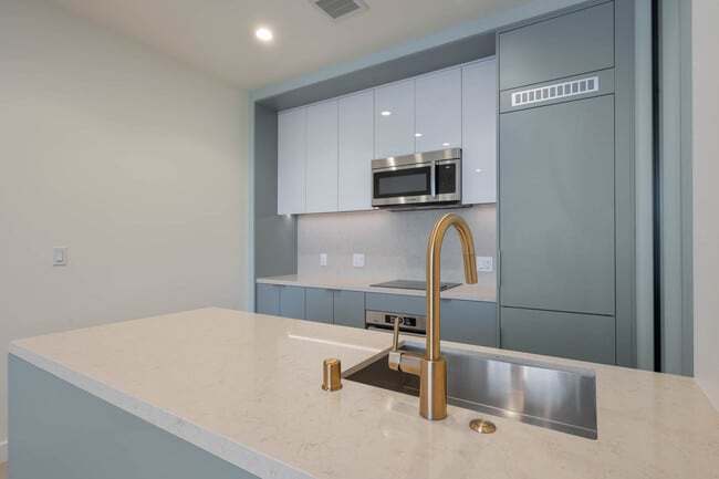 Photo - 6401 Wilshire Blvd Unit 1003A