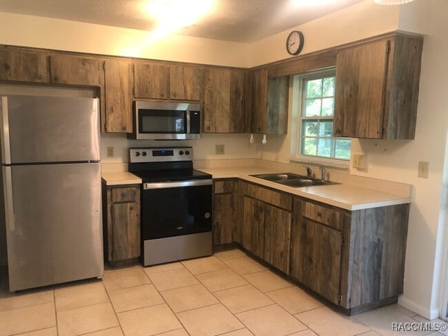 Photo - 209 S Washington St House