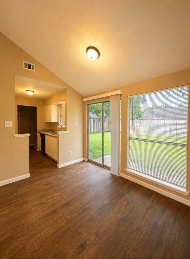Photo - 7310 Arista Dr