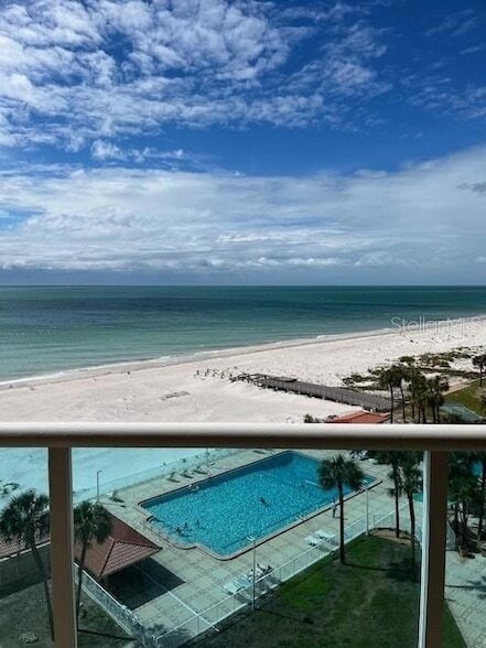 Photo - 880 Mandalay Ave Unit S713