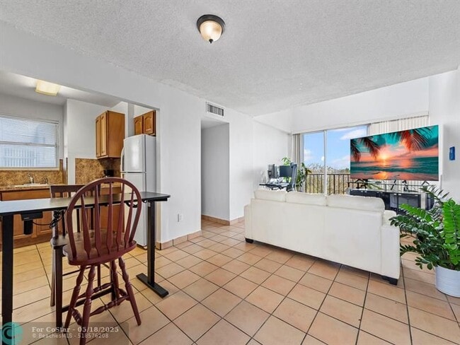 Photo - 310 Fontainebleau Blvd Unit 502
