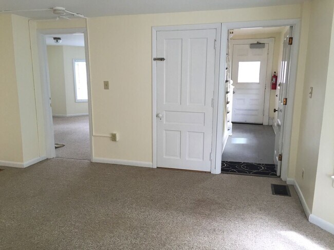 Photo - 46 Chase St Unit #1