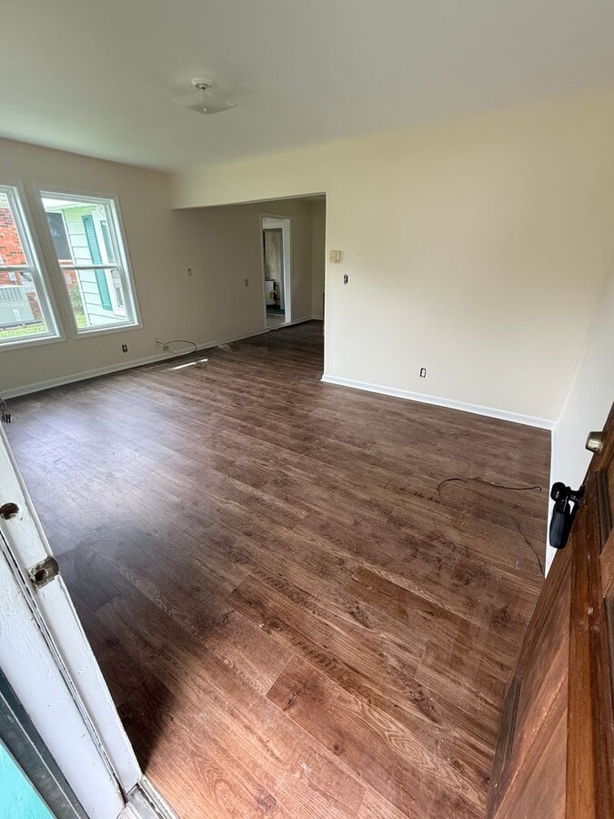 Photo - 2 bedroom renovated house!