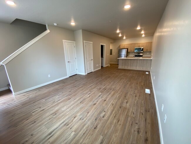 Photo - 3810 S 10th Ave