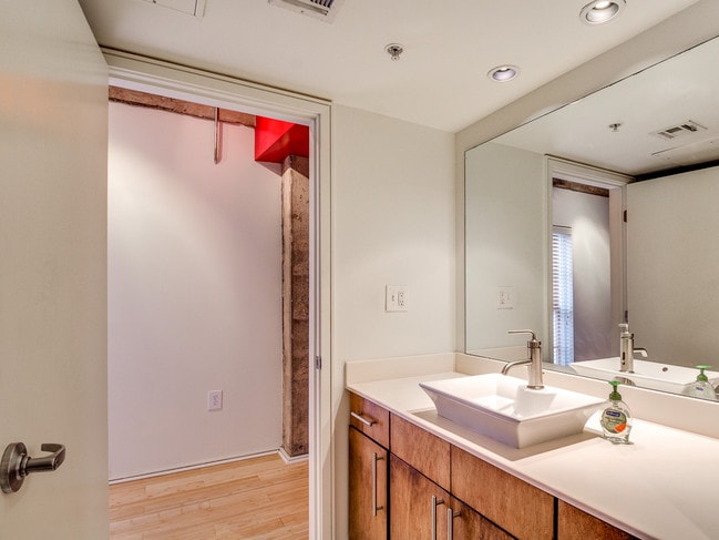 Photo - 1209 N Harvey Ave