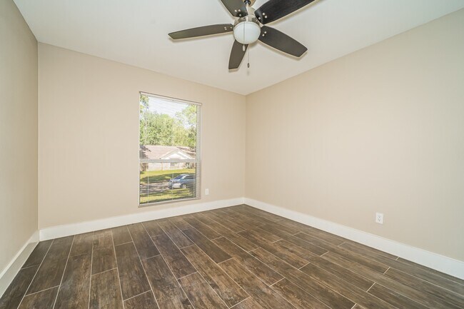 Photo - 10074 Woodhollow Dr