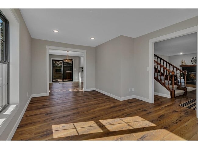 Photo - 501 Riverside Ave N