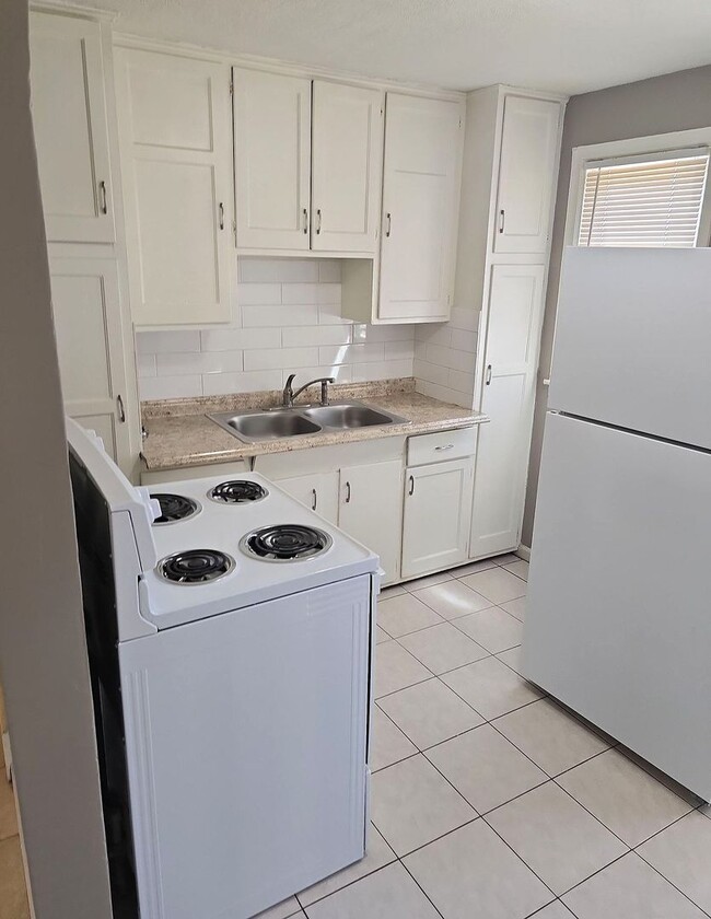 Photo - 617-617 N Broadway St Unit 617 N. Broadway