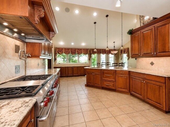 Photo - 1304 Harbor Rd