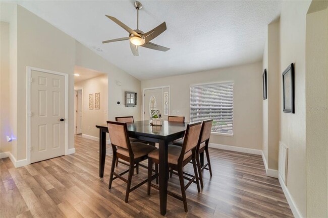 Photo - 40140 Palm St