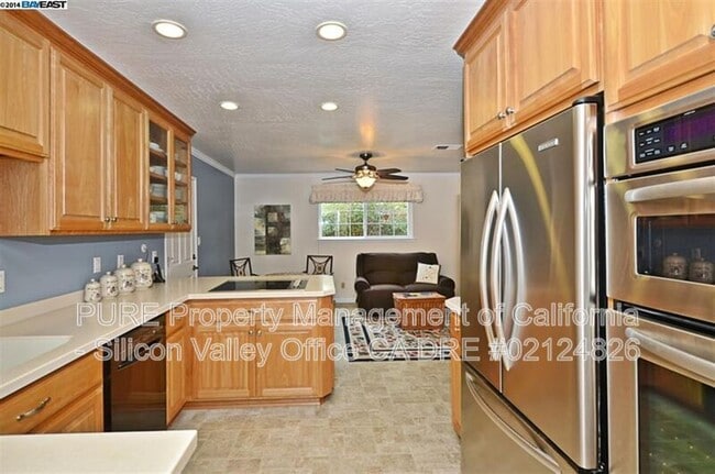 Photo - 4212 Vincente St