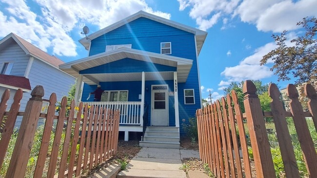 1512 - 1512 Apartment Unit 1