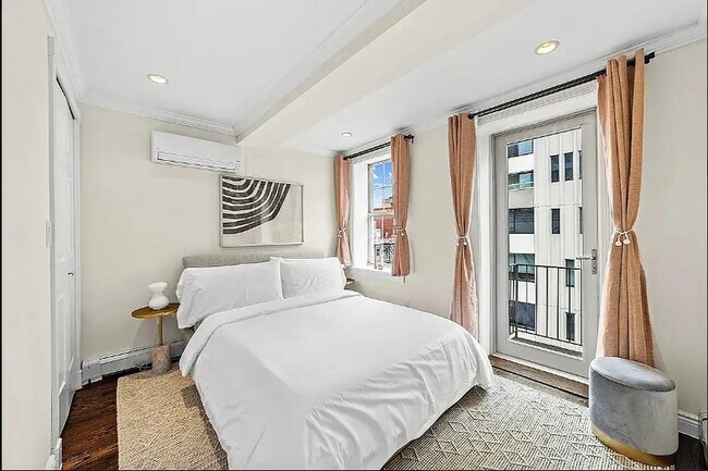 448 W 19th St Unit 3CD