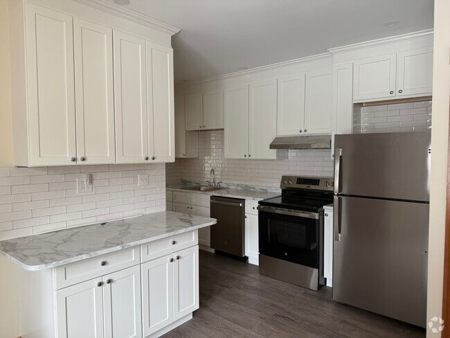 Building Photo - 36 Arbella St Unit #2 Rental