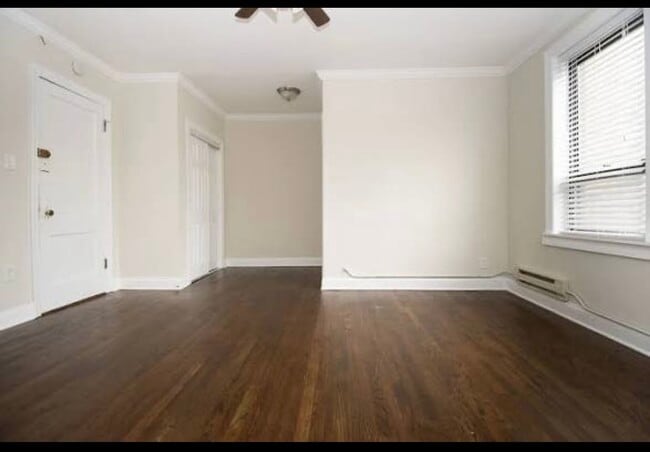 Photo - 3345 N Marshfield Ave