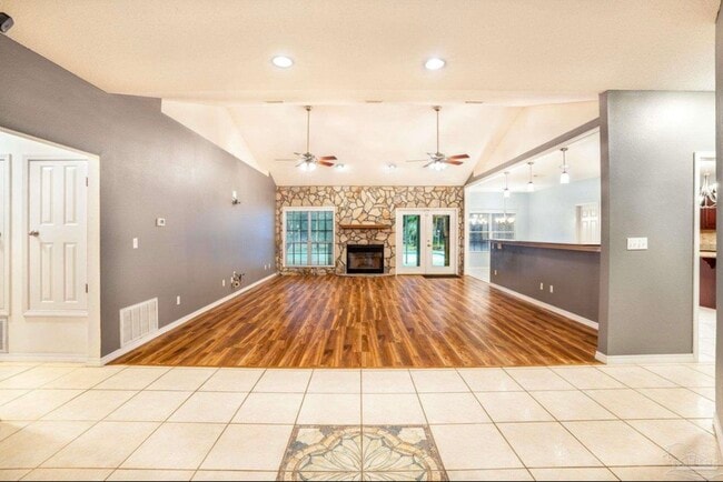 Photo - 1911 Tillman Ln