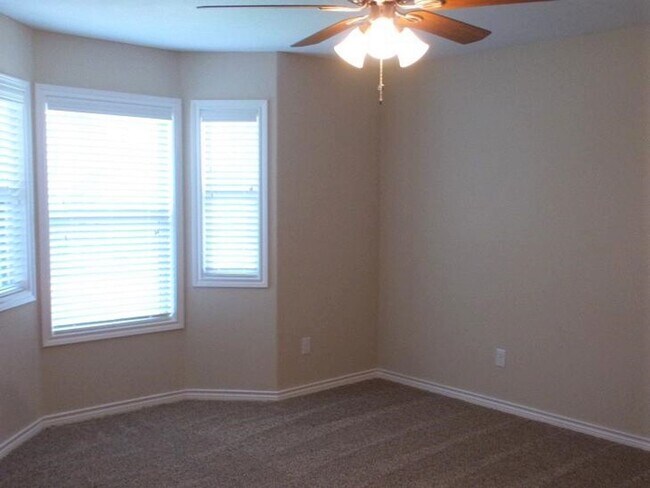 Photo - 1322 Milner Dr