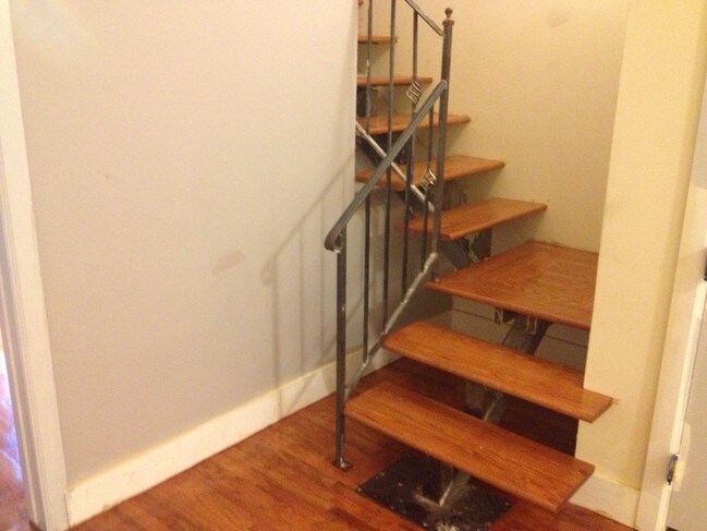 Photo - 255 Evergreen Ave