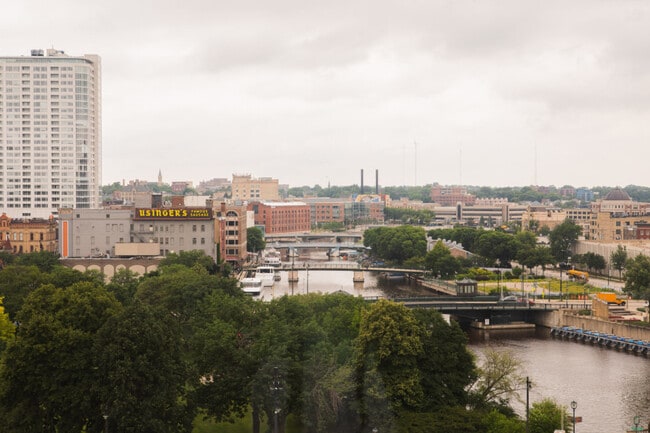 Photo - 823 N 2nd St Unidad ID1379046P