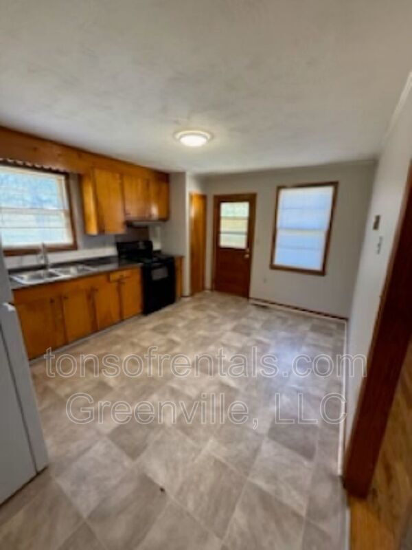 Photo - 113 Pineview Rd