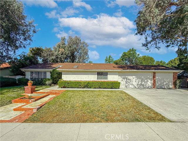 Building Photo - 9201 Paso Robles Ave