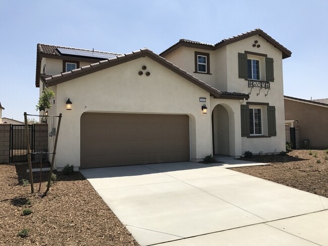 Building Photo - 5 bed home in RiverBend community, Eastval...