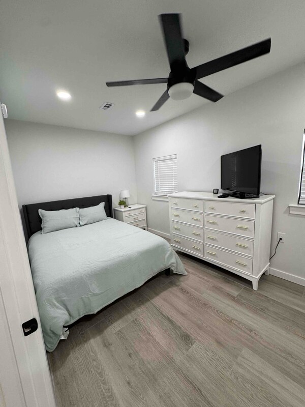 Photo - 133 S Pierce St