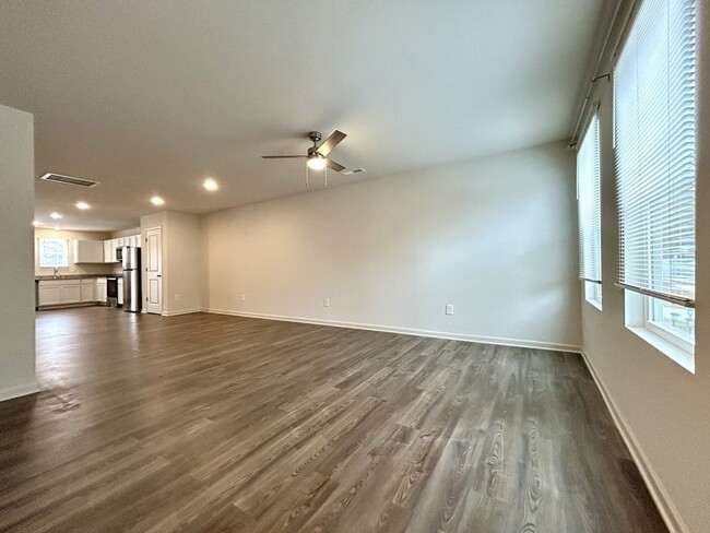 Photo - 137 Villa Ln