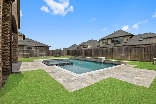 Photo - 5730 Balcones Ridge Ln