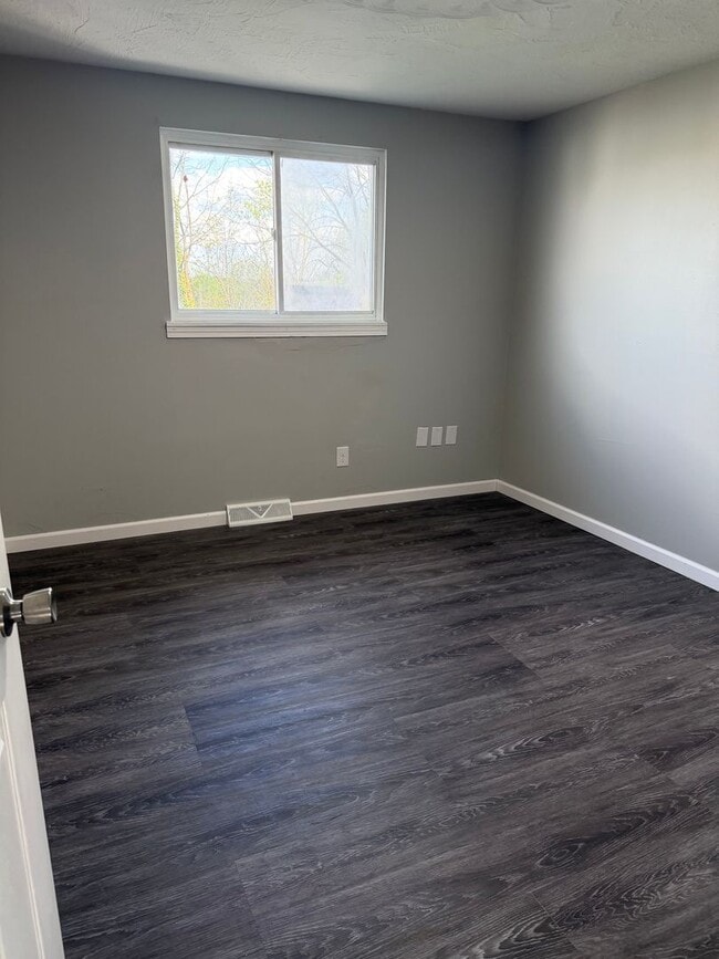 Photo - 3 Bedroom NE Canton House for rent