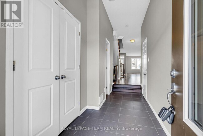 Photo - 338 Nonius St