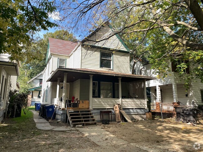 Building Photo - 2054 W 83rd St Unit Up Rental