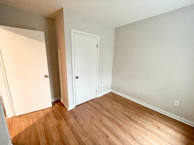 Photo - 76 Hammond St Unit F