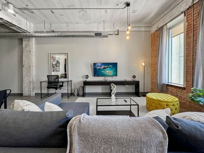 Photo - 500 S Ervay St Unit ID1055724P