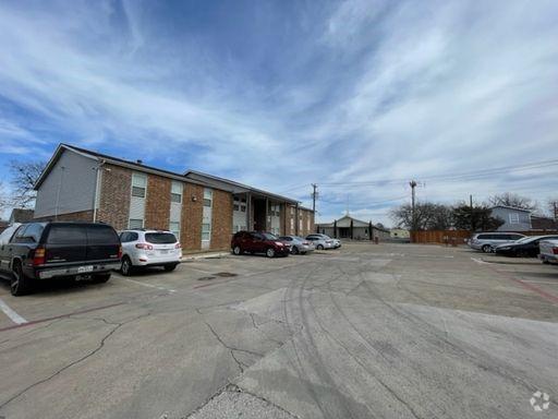 Building Photo - 319 SE 3rd St Rental