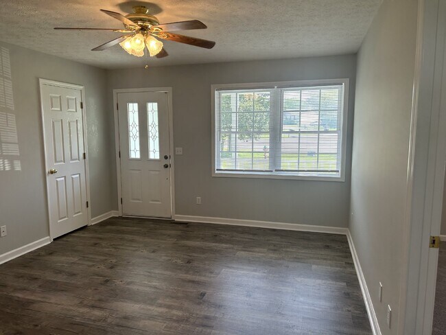 Photo - 3BD 2 BA HOME FOR RENT IN ALGOOD