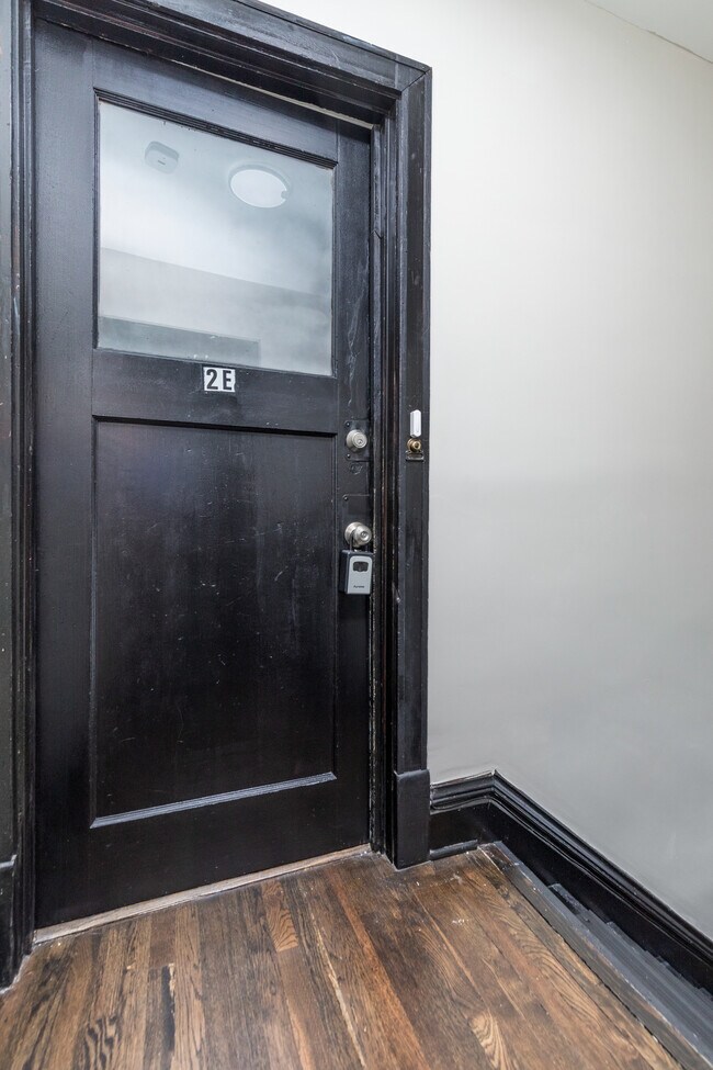 Photo - 2335 Ann Ave Unit #1E