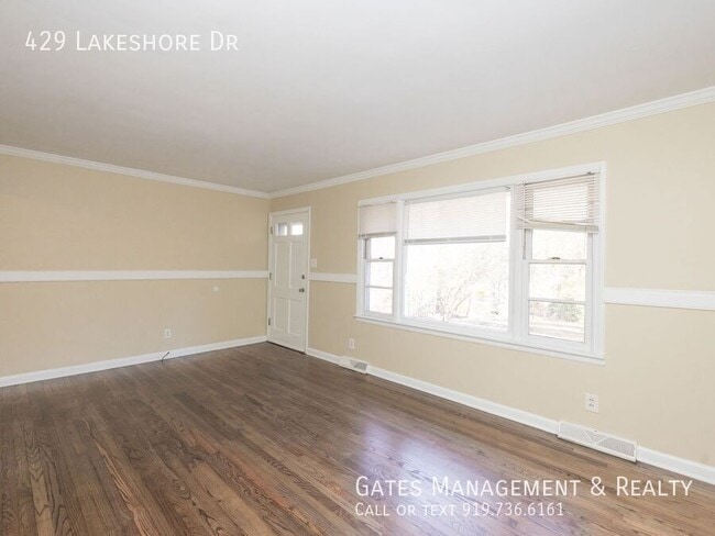 Photo - 429 Lakeshore Dr
