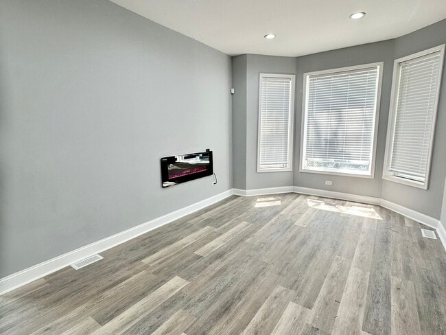 Photo - 2720 W Harrison St