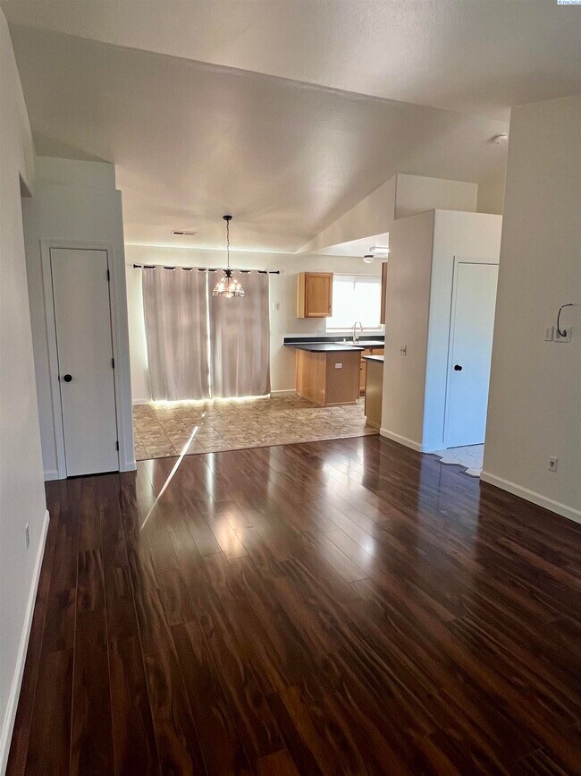 Photo - West Pasco rambler for rent