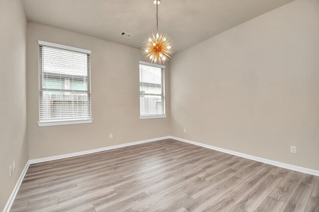 10606 Emory Pk