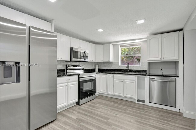 Photo - 2701 NW 18th Ter