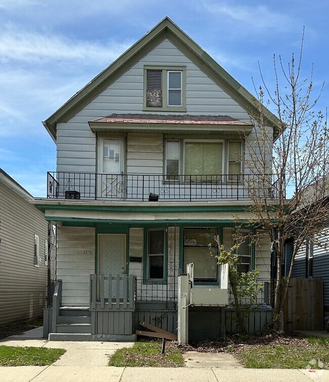 Building Photo - 2479 S 9th Pl Unit lower Rental