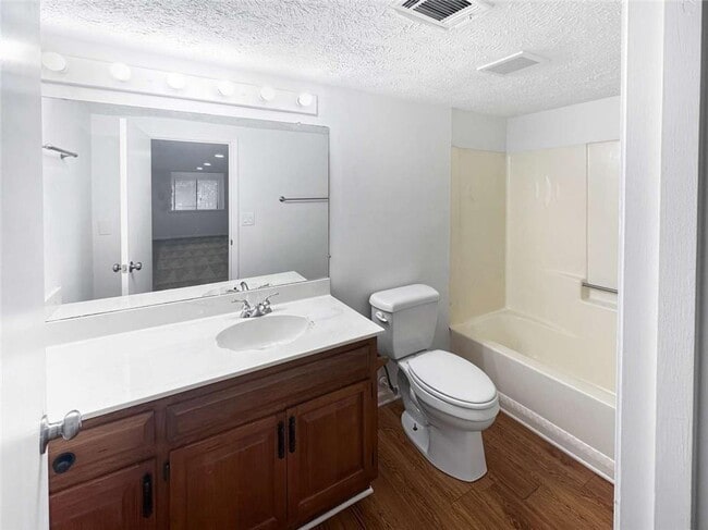 Photo - 6800 Brookwood Ct