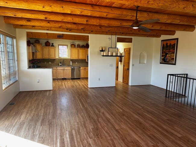 Planta abierta - 501 Rio Grande Ave Unidad J-1