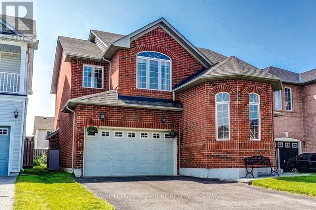 Photo - 1215 Wadebridge Crescent